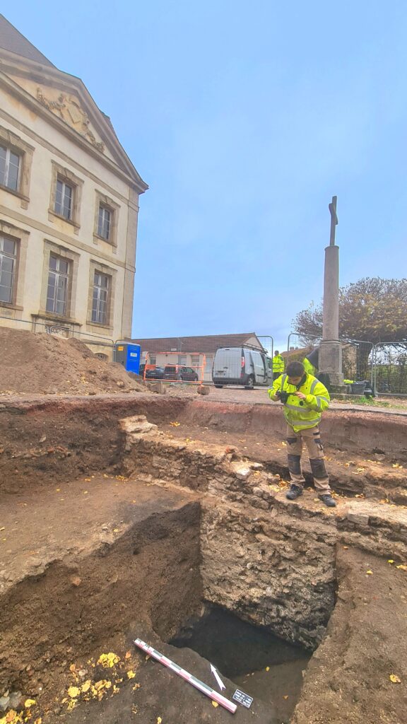 Abbaye St-Jean le Grand : un complexe religieux d’origine mérovingienne autunois peu connu