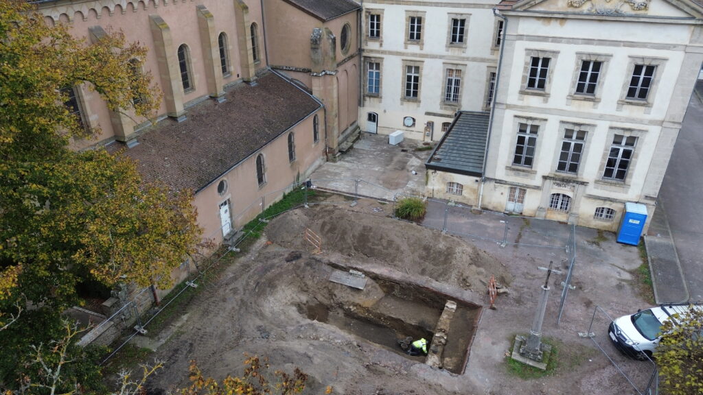Abbaye St-Jean le Grand : un complexe religieux d’origine mérovingienne autunois peu connu