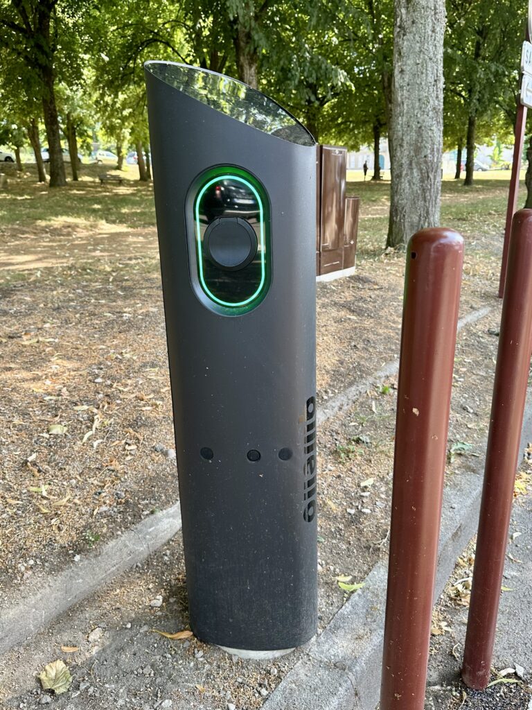 Autun accélère la mobilité électrique avec 40 points de recharge