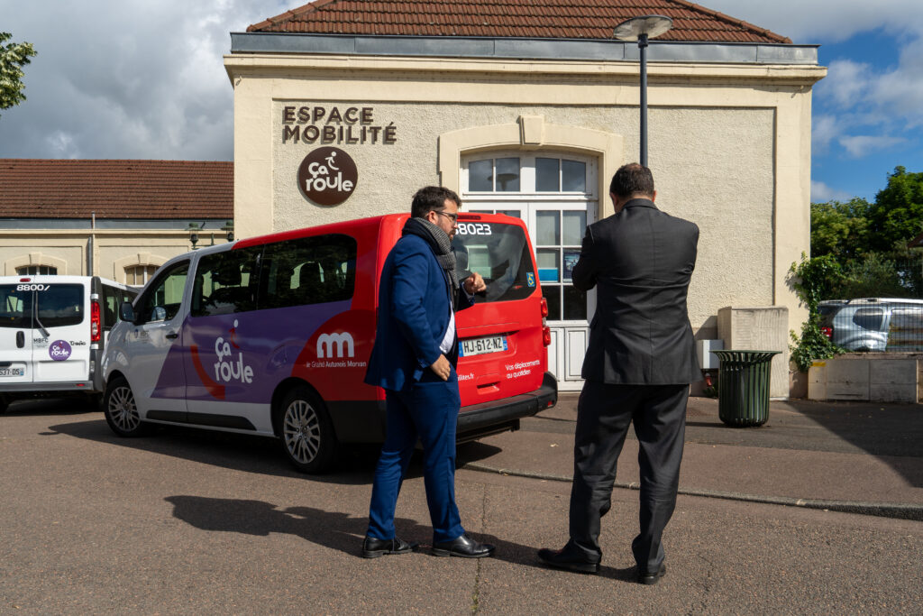 Vincent Chauvet fait visiter Autun au nouveau sous-préfet