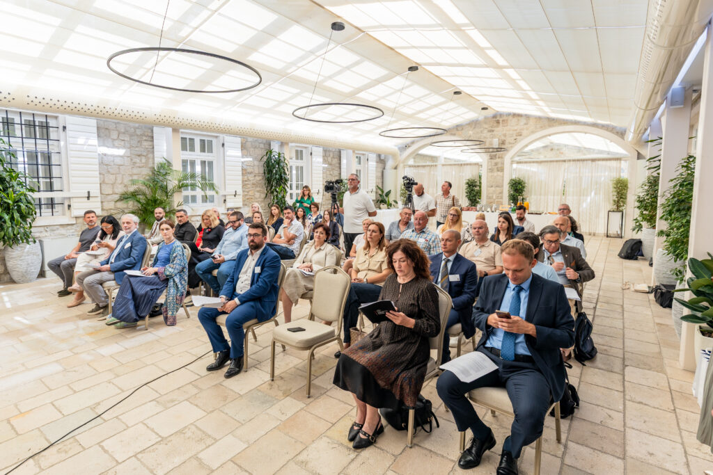 Vincent Chauvet réélu à la présidence de la Fédération Européenne des Cités Napoléoniennes