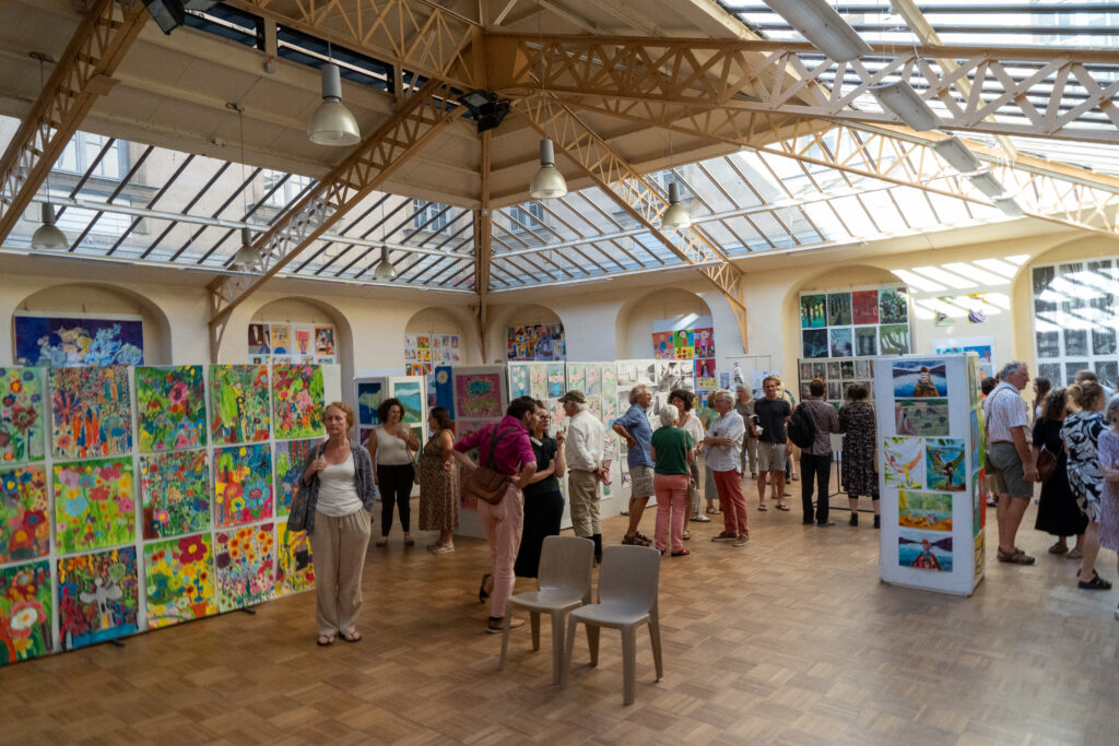 École d'arts plastiques : plus de 500 œuvres à découvrir !