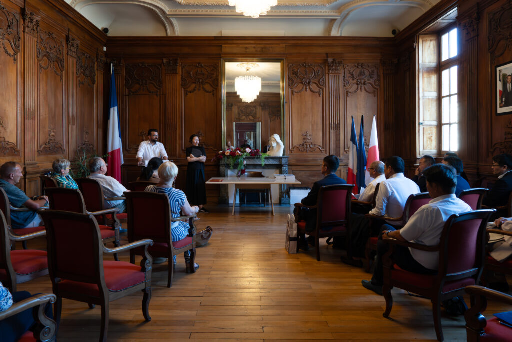 Une délégation de Kawagoe reçue à l'hôtel de ville d'Autun