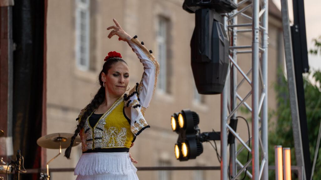 Gipsy Events sur scène pour la soirée Gipsy du 15 août à Autun