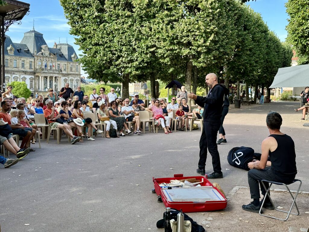 Arts de la Rue : Broglii clôture la saison 2026