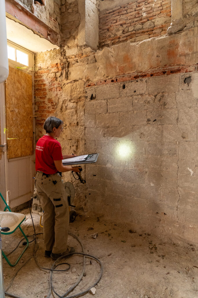 Archéologie : sous les murs du musée Rolin…