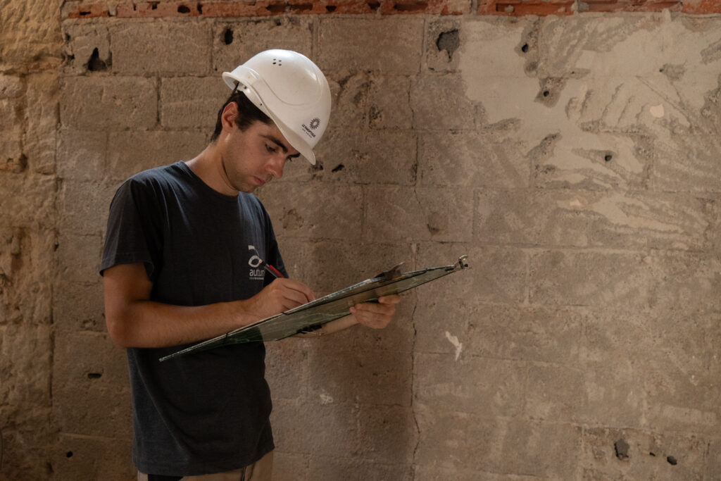 Archéologie : sous les murs du musée Rolin…