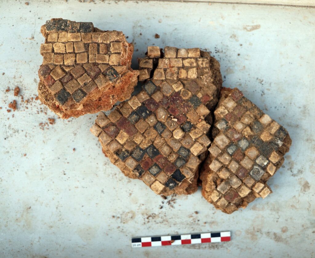 Archéologie : une maison antique découverte au collège militaire
