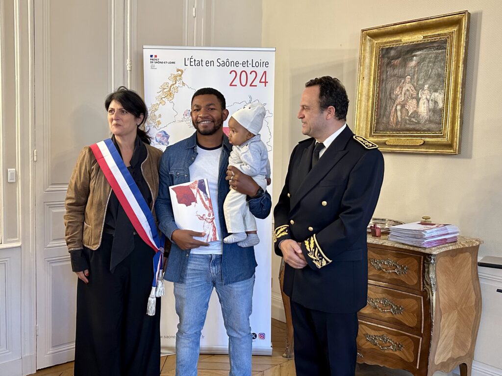 7 Autunois ont tout récemment acquis la nationalité française